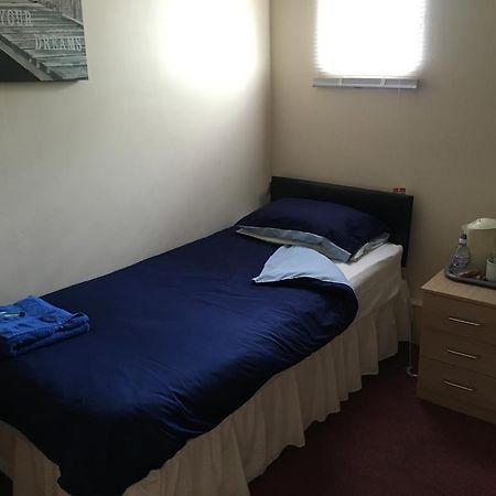 Duke Of Edinburgh Hotel Swindon Luaran gambar