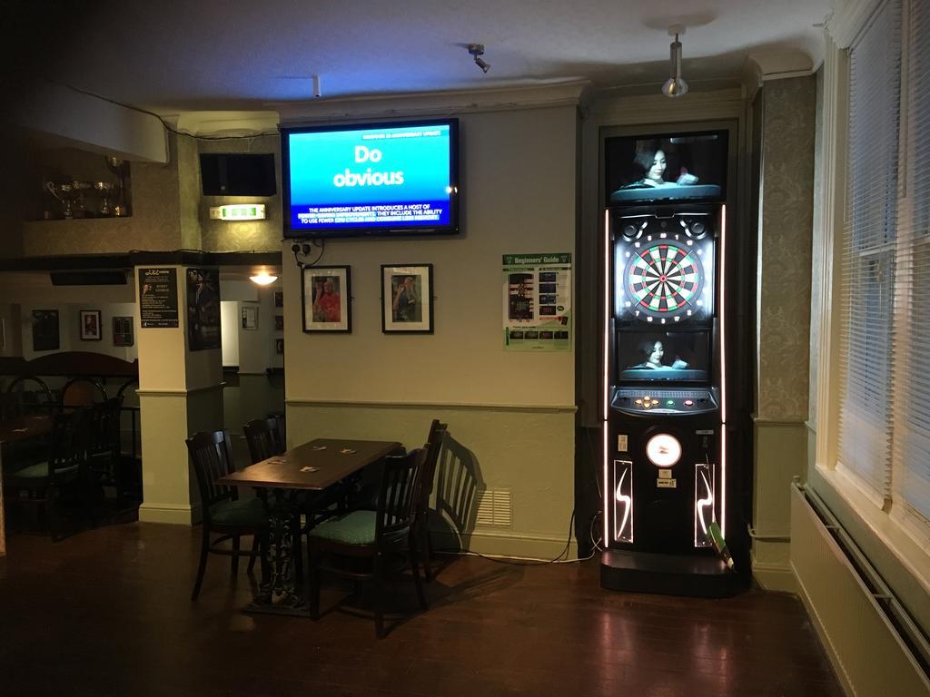 Duke Of Edinburgh Hotel Swindon Luaran gambar