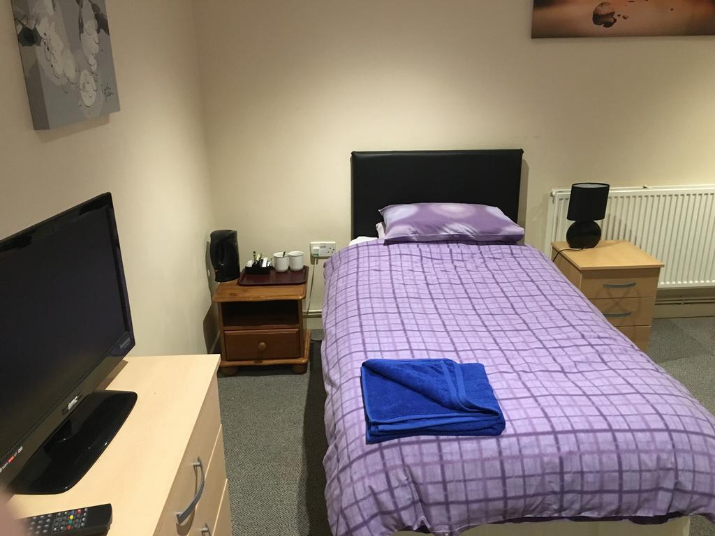 Duke Of Edinburgh Hotel Swindon Luaran gambar